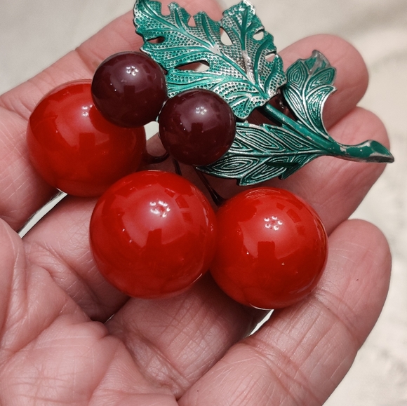 Vintage Figural Cherry Brooch - Picture 9 of 11